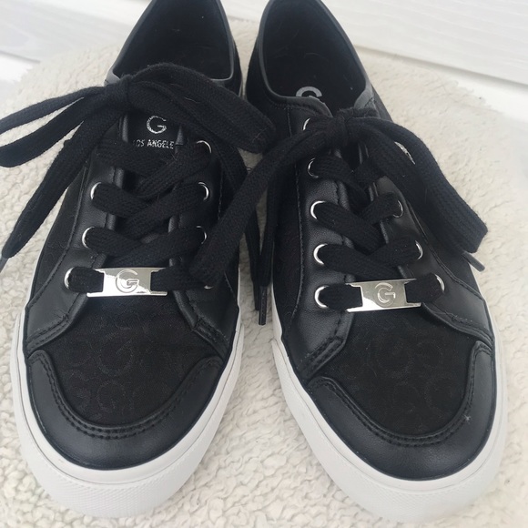 Guess Black sneakers size 6.5 - Picture 5 of 10